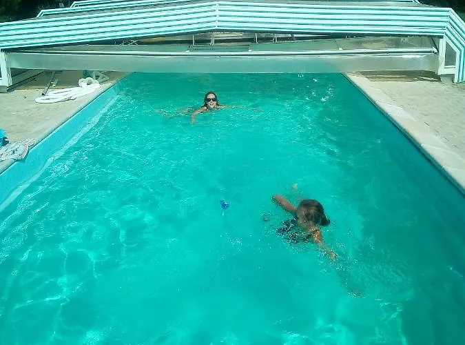 Couette-café Domaine Du Clos Henri