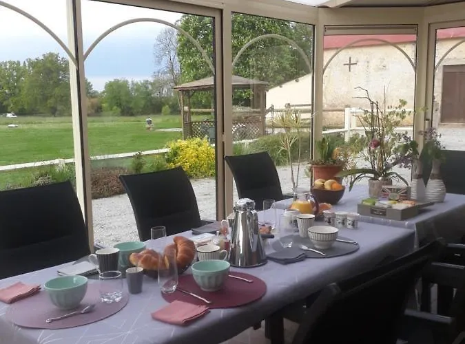 Domaine Du Clos Henri Couette-café Essay