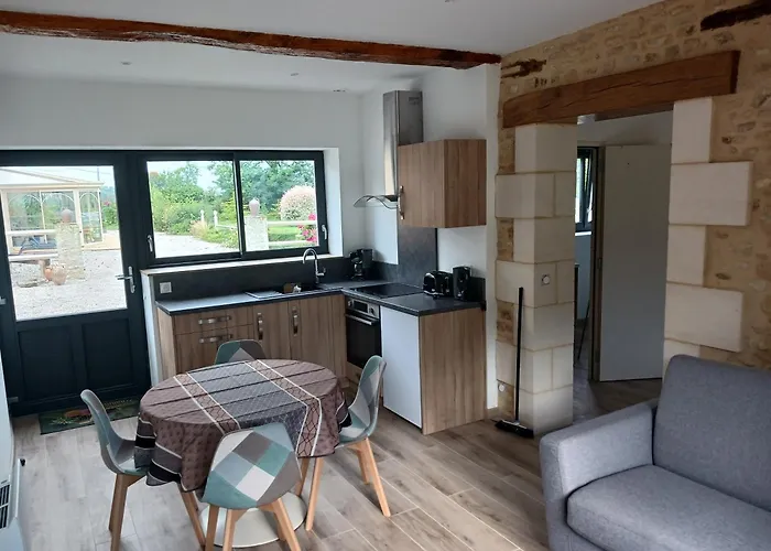 Domaine Du Clos Henri Couette-café Essay