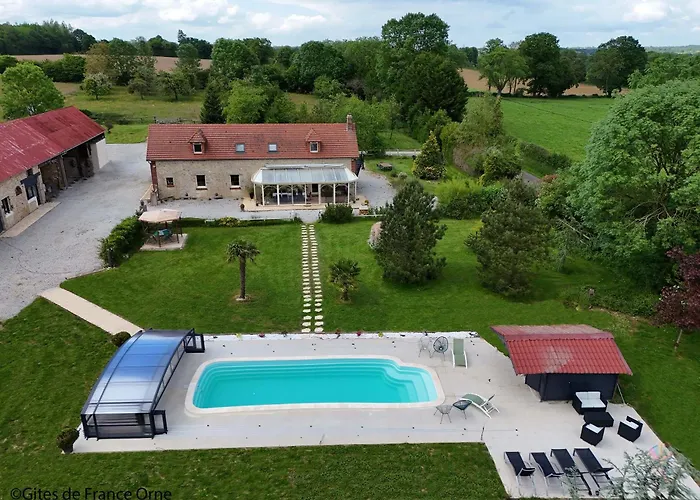 Couette-café Domaine Du Clos Henri Essay